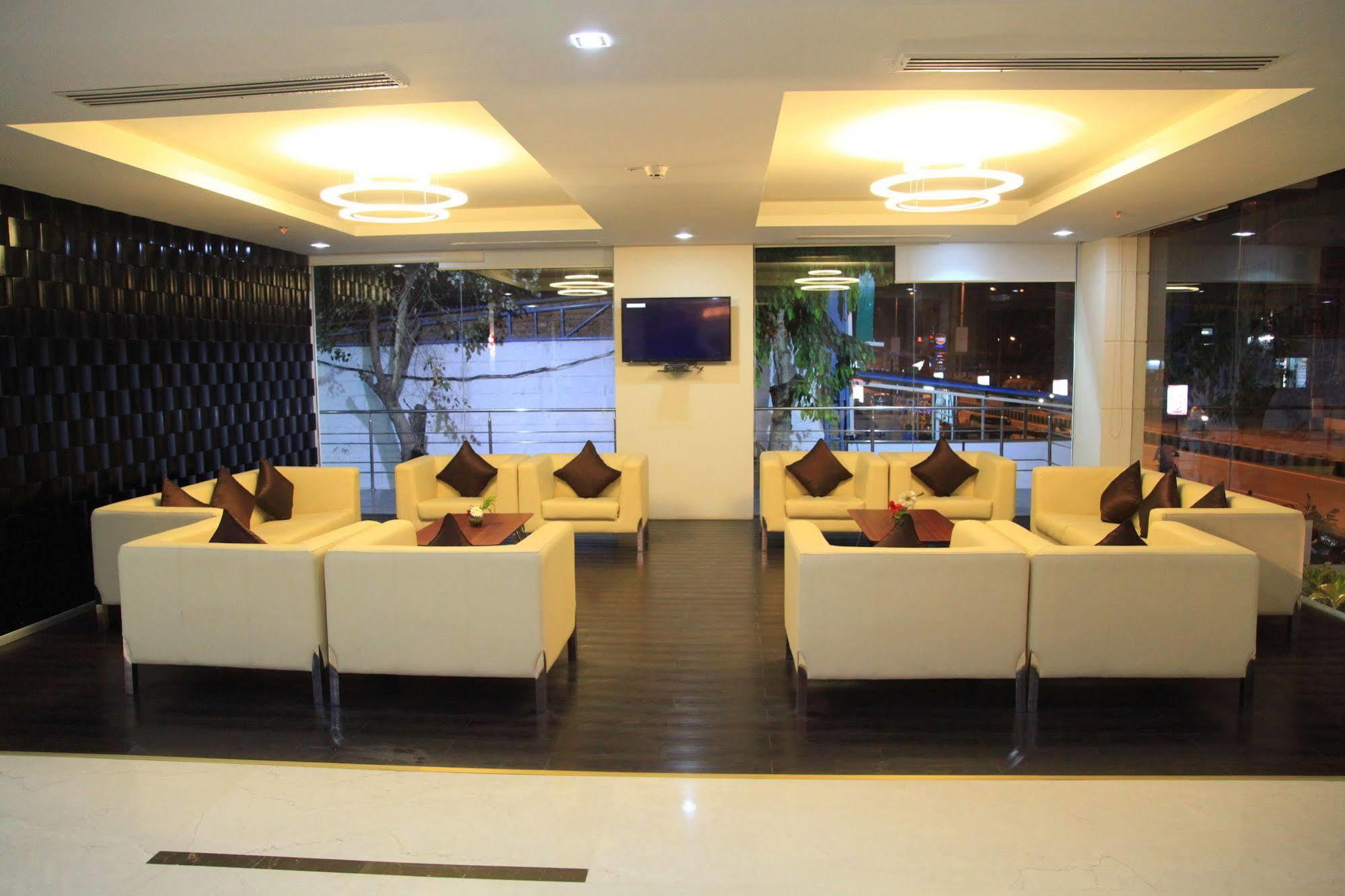 Best Western تيروباتي المظهر الخارجي الصورة