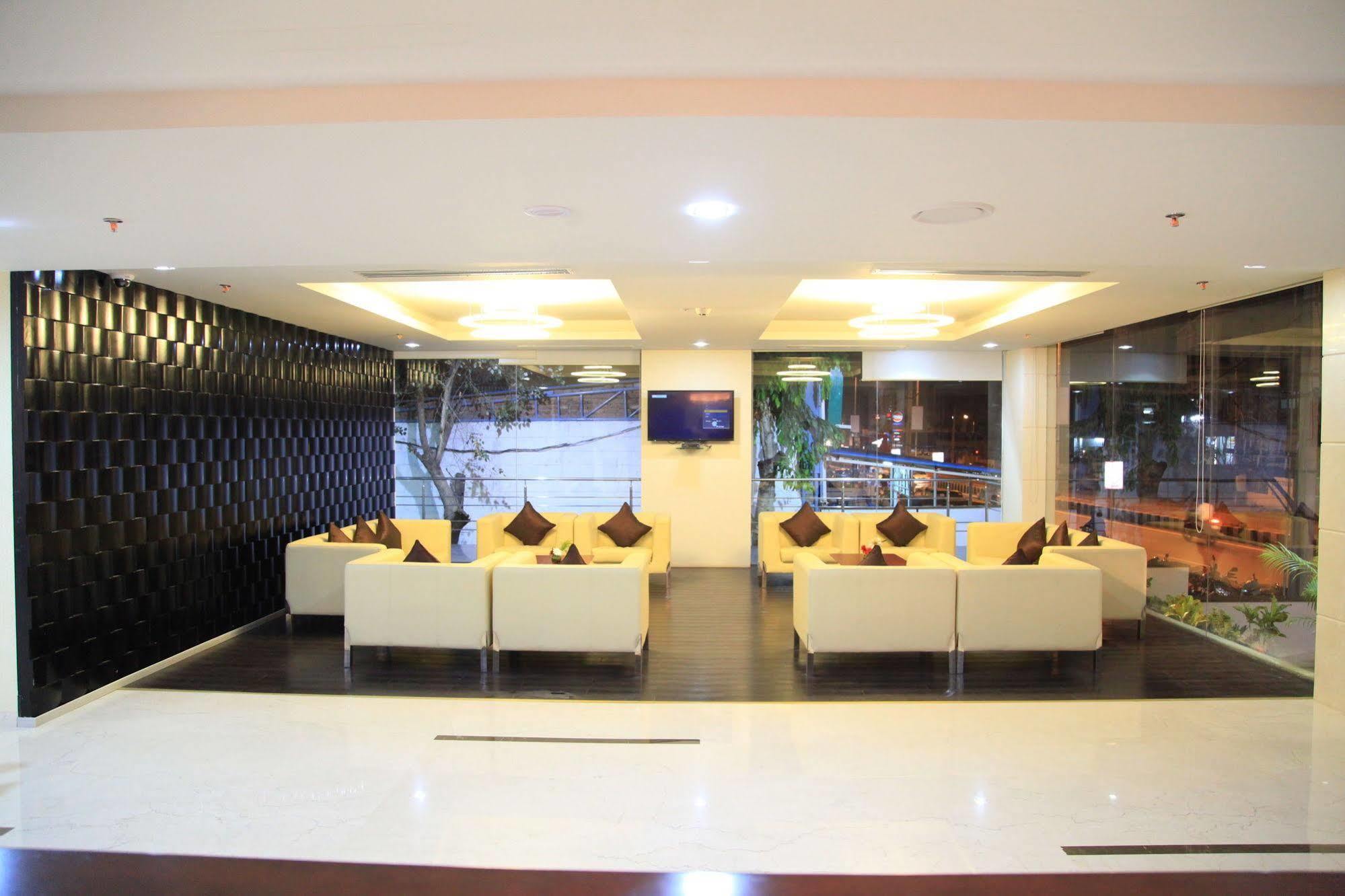 Best Western تيروباتي المظهر الخارجي الصورة